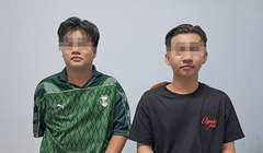 Hai đối tượng Nguyễn Hoàng Khang và Phan Anh Duy tại cơ quan công an. Ảnh Công an cung cấp.