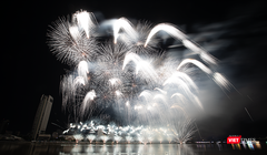 Màn pháo hoa ma mị của đội Trung Quốc trong đêm DIFF 2025 diễn ra tối 14/6