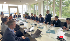 Ông Nguyễn Đức Dũng, Chủ tịch HĐND thành phố Đà Nẵng và đoàn công tác thành phố Đà Nẵng tại buổi làm việc với Viện nghiên cứu hệ thống bằng điện tử (Fraunhofer Enas) Đức.