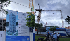 Vụ sập cẩu tháp ở công trình dự án Hiyori Aqua Tower khiến 1 người chết tại chỗ.