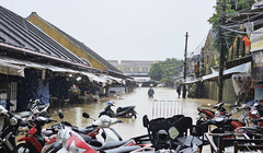 Học sinh toàn TP Đà Nẵng nghỉ học từ chiều 6/11 để tránh bão số 13