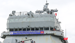 Cận cảnh tàu huấn luyện Hải quân Hàn Quốc