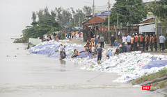 Bờ kè An Lương ở xã Duy Nghĩa sạt lở nghiêm trọng.