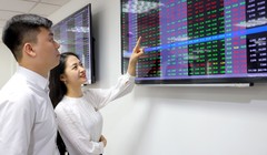 Thị trường chứng khoán đón loạt IPO "bom tấn". Ảnh minh hoạ: TĐ 