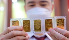 ACB là nhà băng đầu tiên công bố ra mắt thương hiệu vàng miếng riêng. Ảnh: BA