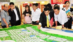 Môi giới địa ốc đang xuất hiện nhiều nhân sự từ các ngành: tài chính ngân hàng, bảo hiểm, công nghệ viễn thông, kiến trúc dịch chuyển sang vì hoa hồng cao