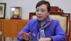 Bà Nguyễn Thị Kim Tiến