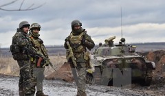 Binh sỹ quân đội Ukraine tại khu vực chiến sự ở ngoại ô thành phố Debaltseve, vùng Donetsk, miền Đông Ukraine.