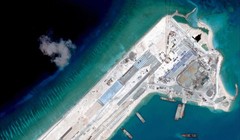 Trung Quốc vừa thừa nhận xây dựng sân bay trên đá Chữ Thập ở Trường Sa