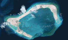 Đảo Vành Khăn được Trung Quốc bồi lấp ráo riết và đang xây đường băng thứ 3 tại đây