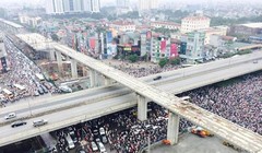 Hà Nội đang gồng mình do quá tải về hạ tầng