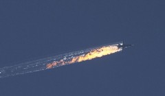Su-24 Nga trúng tên lửa Thỗ Nhĩ Kỳ