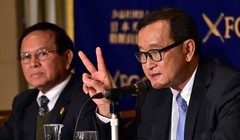 Ông Sam Rainsy, người từng thừa nhận gây rối về vấn đề biên giới Campuchia - Việt Nam, nhận 3 lệnh triệu tập trong vòng chưa đầy 1 tháng - Ảnh: AFP