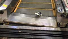 Chiếc giầy bị kẹt lại.