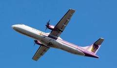 Máy bay ATR 72 mang số XU 235 của Cambodia Angkor Air trước khi bị nạn - Ảnh: Đậu Tiến Đạt