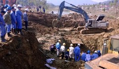 Đường ống nước Sông Đà liên tục bị vỡ gây bức xúc dư luận nay lại nóng lên với tin về chủ thầu Trung Quốc