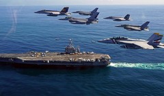 Cụm tác chiến tàu sân bay Mỹ