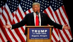 Tỷ phú Trump đã làm đảo lộn mọi dự đoán trong vòng bầu cử sơ bộ