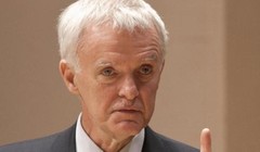 Cựu thượng nghị sĩ Mỹ Bob Kerrey. Ảnh: AP