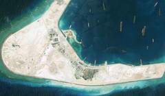 Trung Quốc cấp tập xây đảo nhân tạo phi pháp ở đá Xu Bi trong quần đảo Trường Sa của Việt Nam trên Biển Đông, ảnh chụp tháng 12.2015