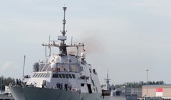 Tàu tác chiến ven bờ USS Freedom của Mỹ trú tại căn cứ hải quân Changi của Singapore sau khi tuần tra thực thi tự do hàng hải ở Biển Đông