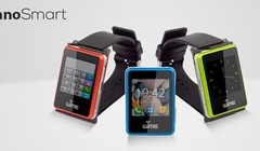 Nano Smart có thể đeo tay, vòng dây đeo cổ, cài vào vạt áo hay đai lưng