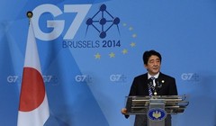Thủ tướng Nhật Shinzo Abe trong cuộc họp của G7