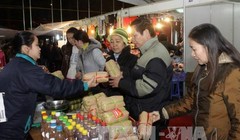 Một góc hội xuân. Ảnh: Minh Quyết - TTXVN