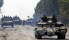 Xe tăng quân đội Ukraine tiến vào thành phố Kramatorsk, miền Đông Ukraine. (Nguồn: AFP/TTXVN)