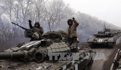 Binh sĩ quân đội Ukraine tại Debaltsevo, vùng Donetsk miền Đông Ukraine ngày 14/2. Ảnh: AFP/TTXVN