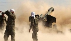 Khói lửa trên mặt trận Tikrit.