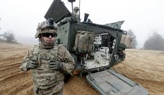 NATO đối mặt với cảnh báo cứng rắn của Nga