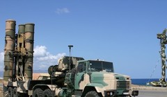 Hệ thống tên lửa phòng không S-300 của Nga