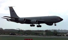Chiếc Boeing KC-135R Stratotanker