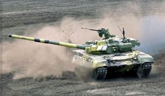 Nga "trình làng" 20 loại vũ khí đình đám mới