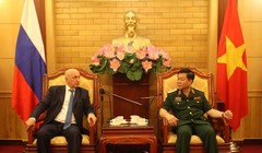 Tướng phản gián quân sự - cơ quan An ninh Liên bang Nga thăm Việt Nam
