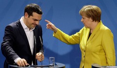 Thủ tướng Đức Angela Merkel và Thủ tướng Hi Lạp Alexis Tsipras - Ảnh: bwbx.io