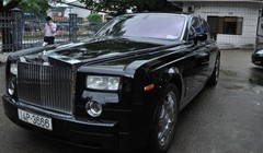 Siêu xe Rolls Royce Phantom do ông Đào Hồng Tuyển ủng hộ. Ảnh Báo Quảng Ninh.