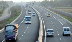 Vốn làm cầu đường lên 70.000 tỷ/năm, gọi đầu tư 26 dự án 