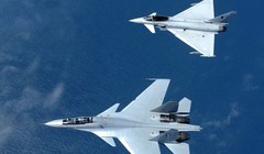 Su-30MKI và EurofightTyphoon