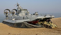 Tàu đổ bộ trên đệm khí Zubr (Bò rừng) dự án 12322