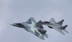 Siêu tiêm kích tàng hình T-50 - mãnh điểu bầu trời của không quân Nga