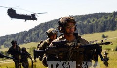 Binh sĩ các nước NATO tham gia cuộc tập trận ở Hohenfels, miền Nam nước Đức ngày 26/8. Ảnh: AFP/TTXVN