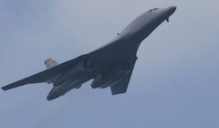 Máy bay ném bom phản lực B-1