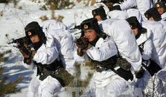 Binh sĩ quân đội Trung Quốc tham gia tập trận ở tỉnh Hắc Long Giang. AFP/TTXVN