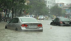 Những tuyến đường thường ùn tắc và ngập nước ở Hà Nội