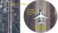 Hình ảnh vệ tinh chụp máy bay vận chuyển hàng có Nga hạ cánh xuống căn cứ không quân Latakia.