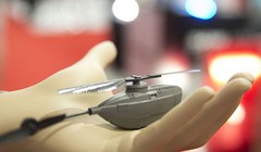 UAV siêu nhỏ Black Hornet: ‘Đồ chơi’ mới của lính thủy đánh bộ Mỹ