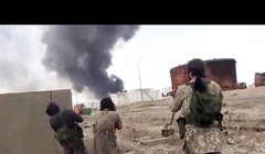 Video: vụ bắn máy bay không thành của chiến binh IS