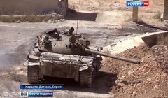 Xe tăng và bộ binh Syria dội lửa lên từng thước đất Damascus